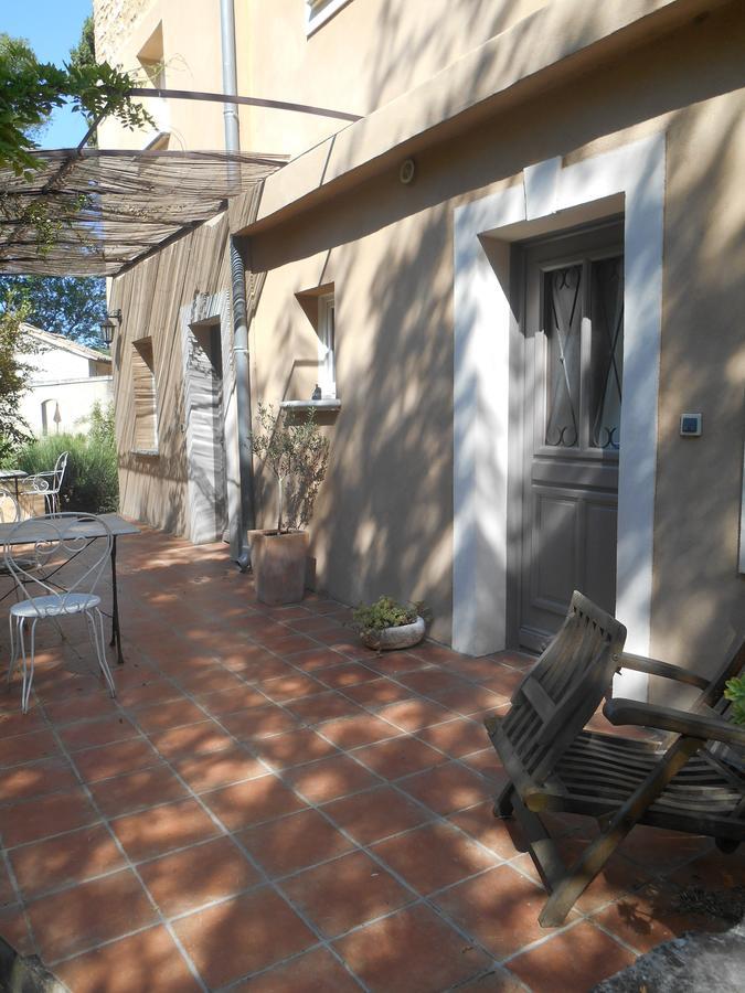 La Fénière Bed and Breakfast Vénéjan Exterior foto